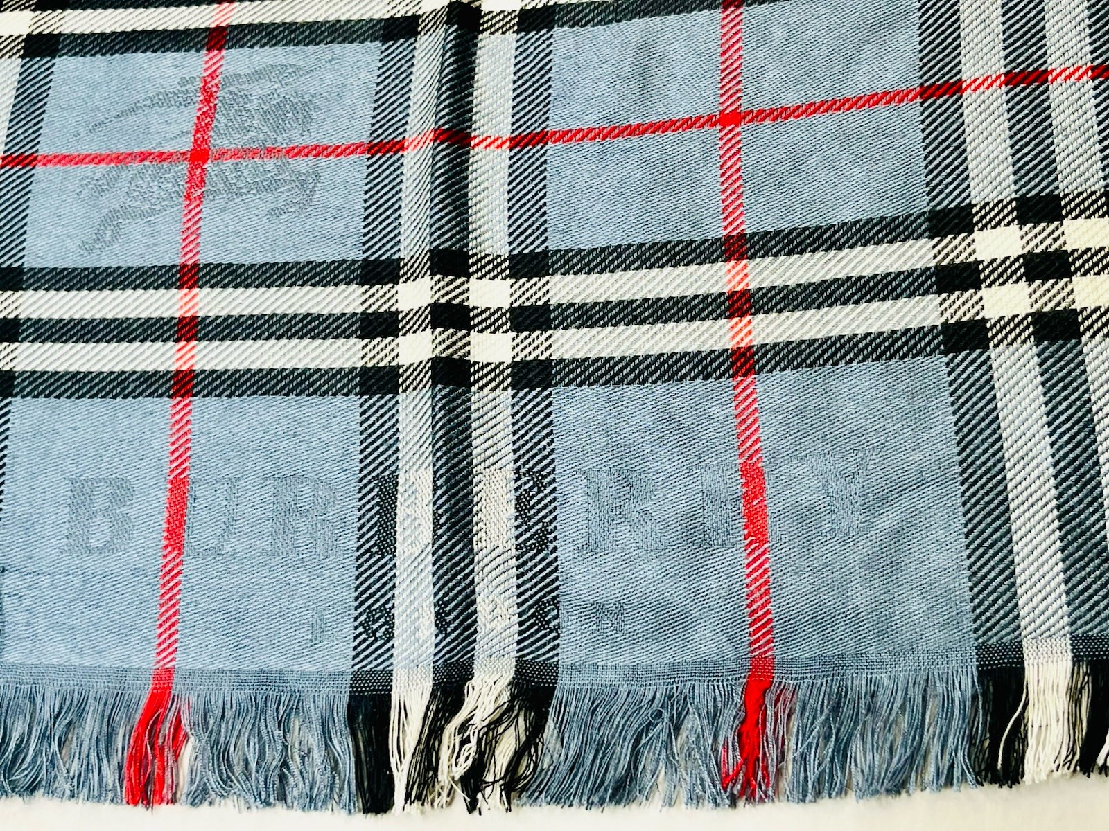 Picture 3 of 9