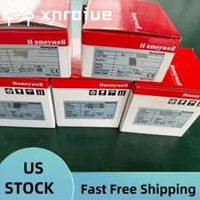 New DC2800-E0-0L0-100-000-00-0 Temperature Co...
