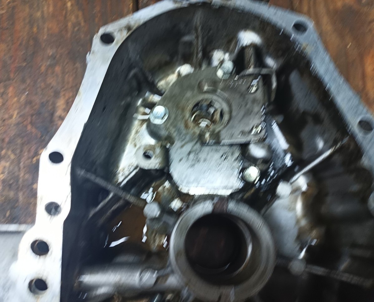 Hjggj Tghhcさん専用 KAWASAKI FR691V-BS24-R Cylinder Crankcase Cover 49015-7106