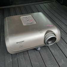 Sharp XR-10XL XGA 1024 x 768 DLP Multimedia Projector, 2000 ANSI