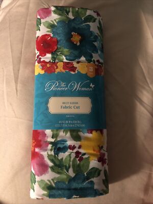 The Pioneer Woman Fabric Breezy Blossoms 3 Yards 100% Cotton 44/45'' W x 108'' L