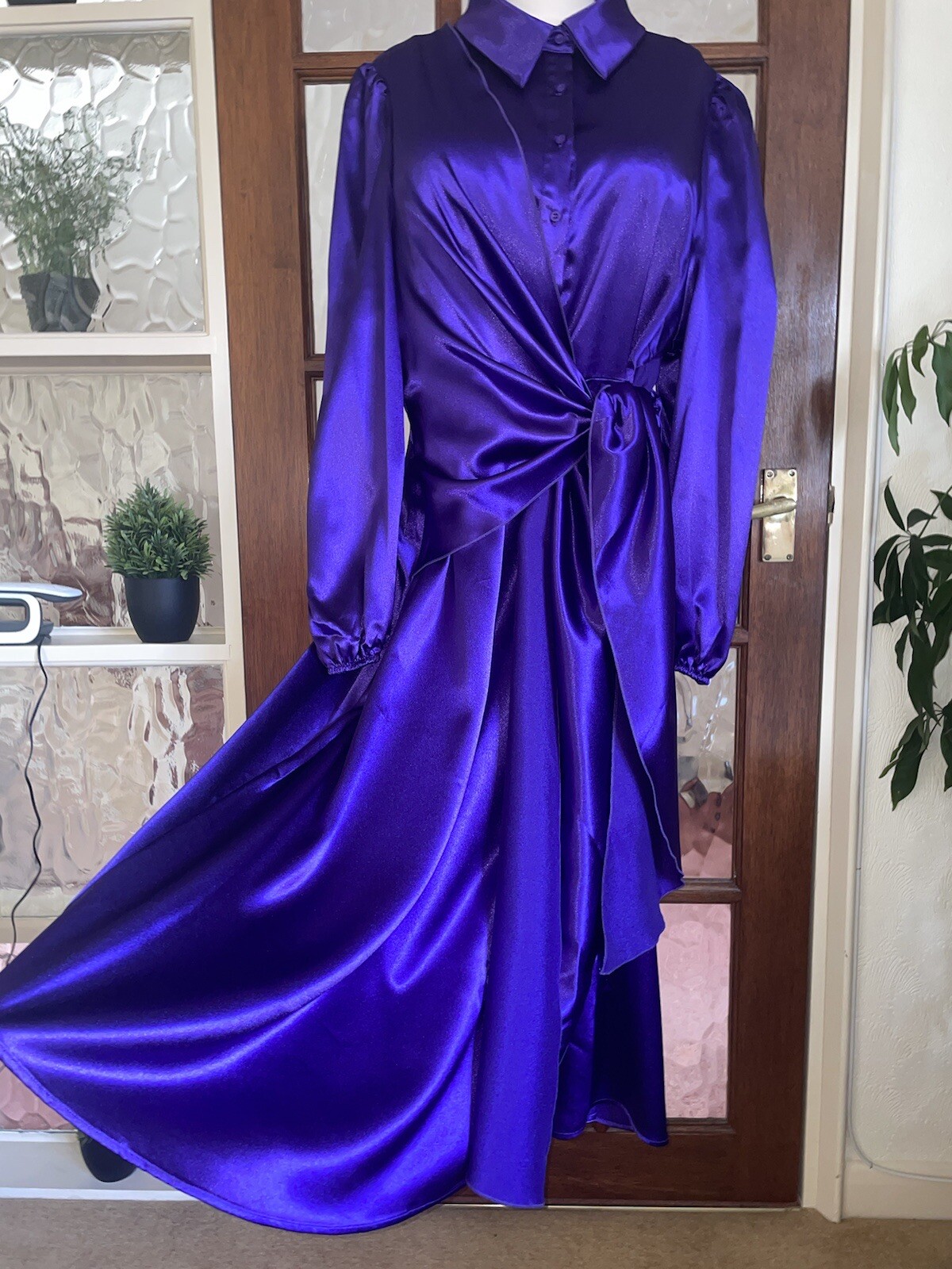 Stunning Shiny Thicker Satin Long Dress Size 18,20 Bust 50ins eBay