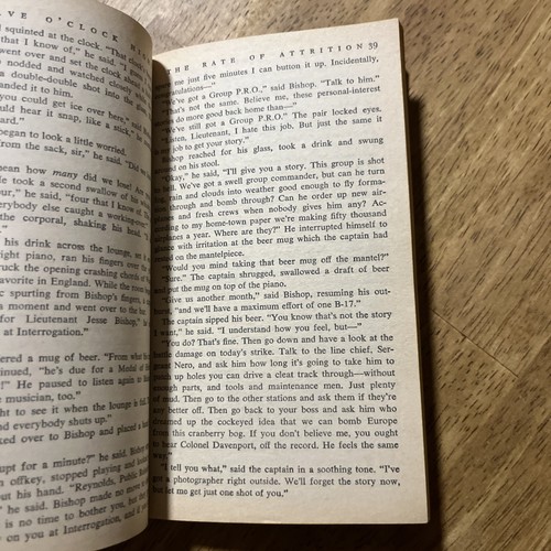 12 Uhr hoch! 1. Auflage Beirne Lay, Jr. Sy Bartlett, Ballantine Books, 1965 - Bild 5 von 7