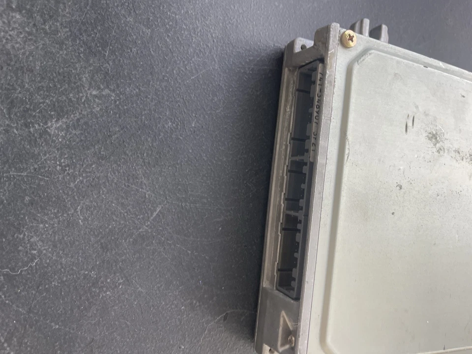 Honda Civic & Del Sol 1992-1995 ecu 37820-p06-a52 1,5 l A/T ECM módulo informático Foto 4 de 4