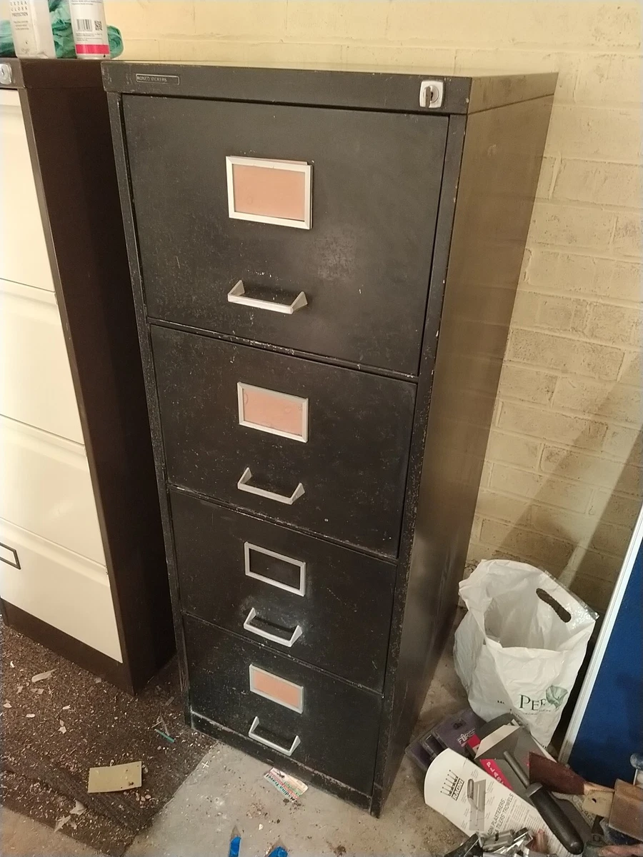 Vintage Roneo Vickers Lockable 4 Drawer Filing Cabinet With Key