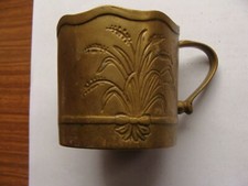 sehr alte Messingtasse sehr massiv mit Gravur ANSEHEN!!!