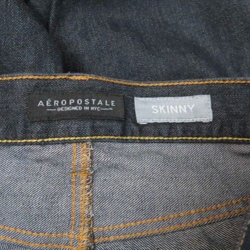 Pantalones de mezclilla ajustados AEROPOSTALE lavado oscuro con botones talla 27/28 (entrepierna real 27") - Imagen 3 de 4