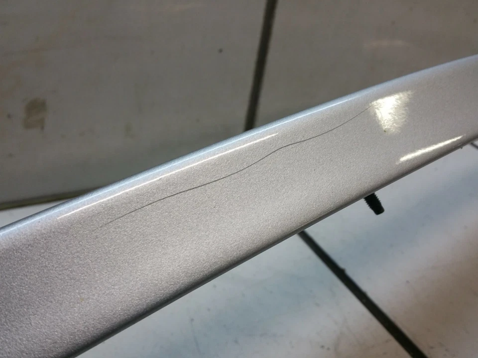 2010 BUICK ЛАКРОСС OEM СПОЙЛЕР - Изображение 2 из 4