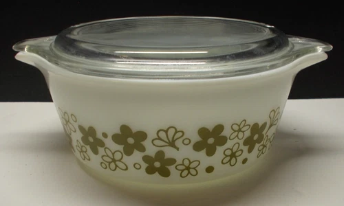 Vintage 472 Pyrex Crazy Daisy 1 1/2 Pint Green with 470-C Lid