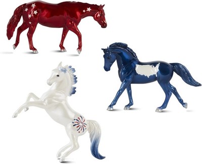 Model Horse Set Breyer Stablemates Pursuit Happiness Red White Blue Gift Three