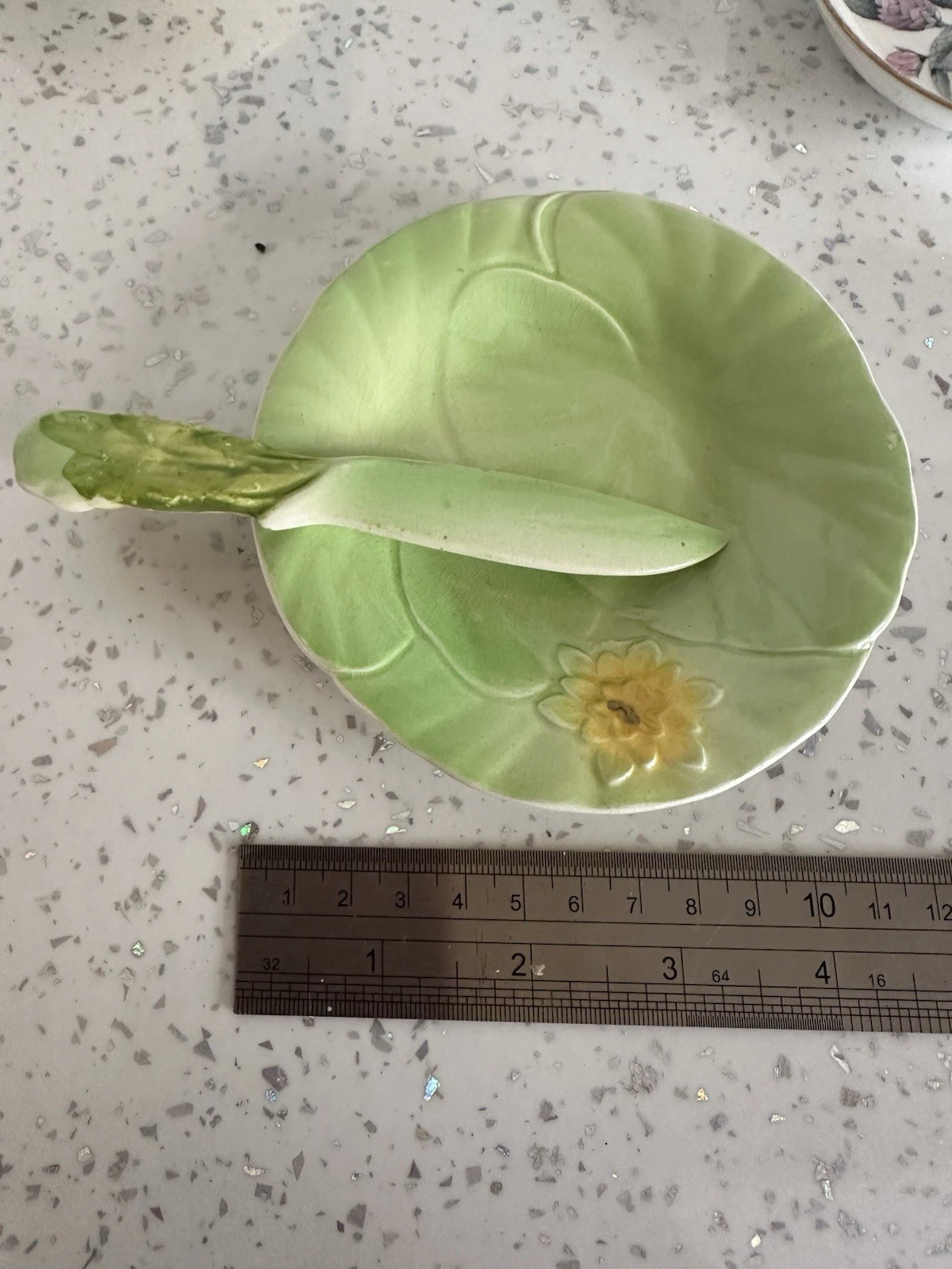 Vintage Royal Winton Grimwades Lily Pad Butter Dish Water Lily 1930s-50s Green