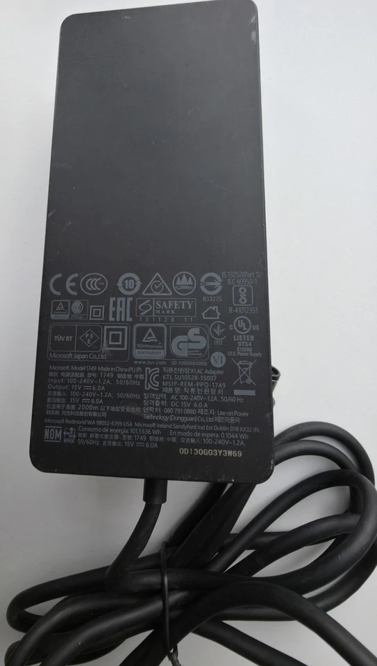 Genuine Microsoft Surface Dock 1661 for Surface Pro 4 5 6 Laptop + AC Adapter - Image 4 of 4
