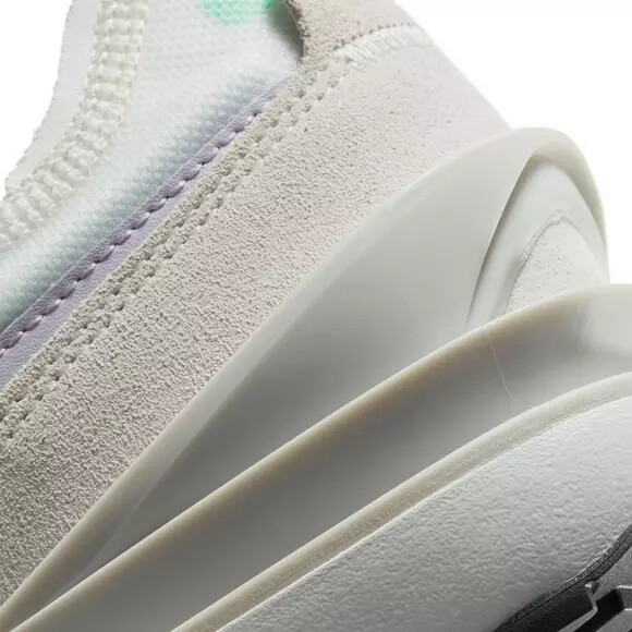 Size 6 - Nike Waffle One Summit White Infinite Lilac W for