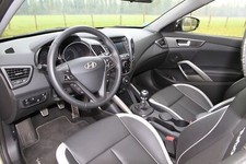 Cars hyundai veloster turbo Desk Mat Stitched