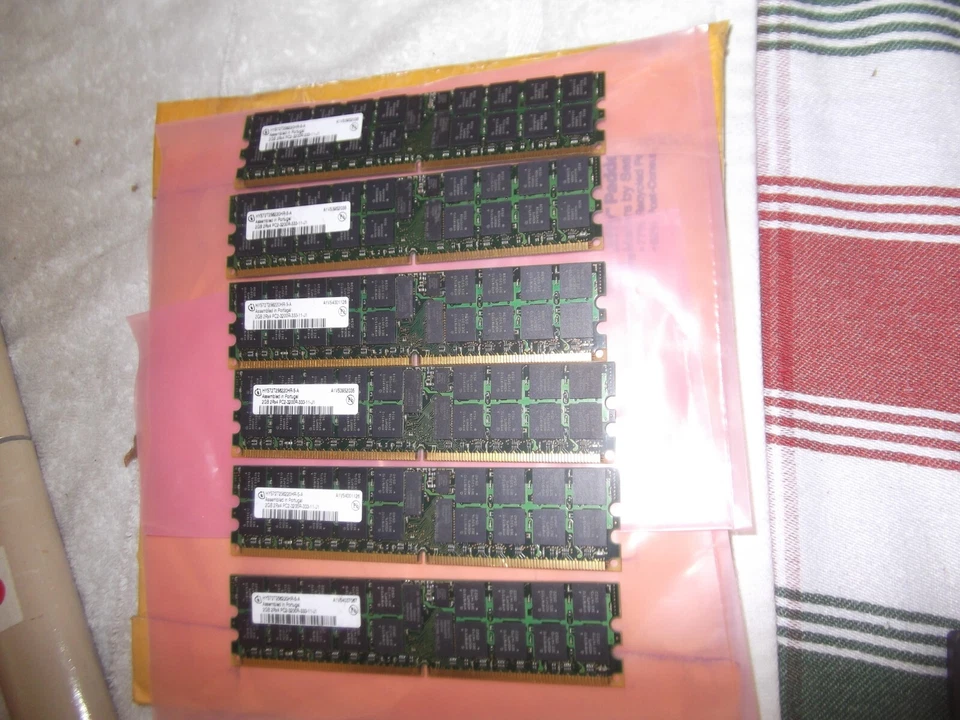 12GB (6X 2GB) INFINEON HYS72T256220HR-5-A PC2-3200 SERVER RAM MEMORY MODULES - Image 4 of 4