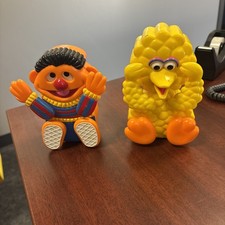 Vintage Peek-A-Boo Ernie Big Bird Sesame Street illco Music Wind up Toy Works