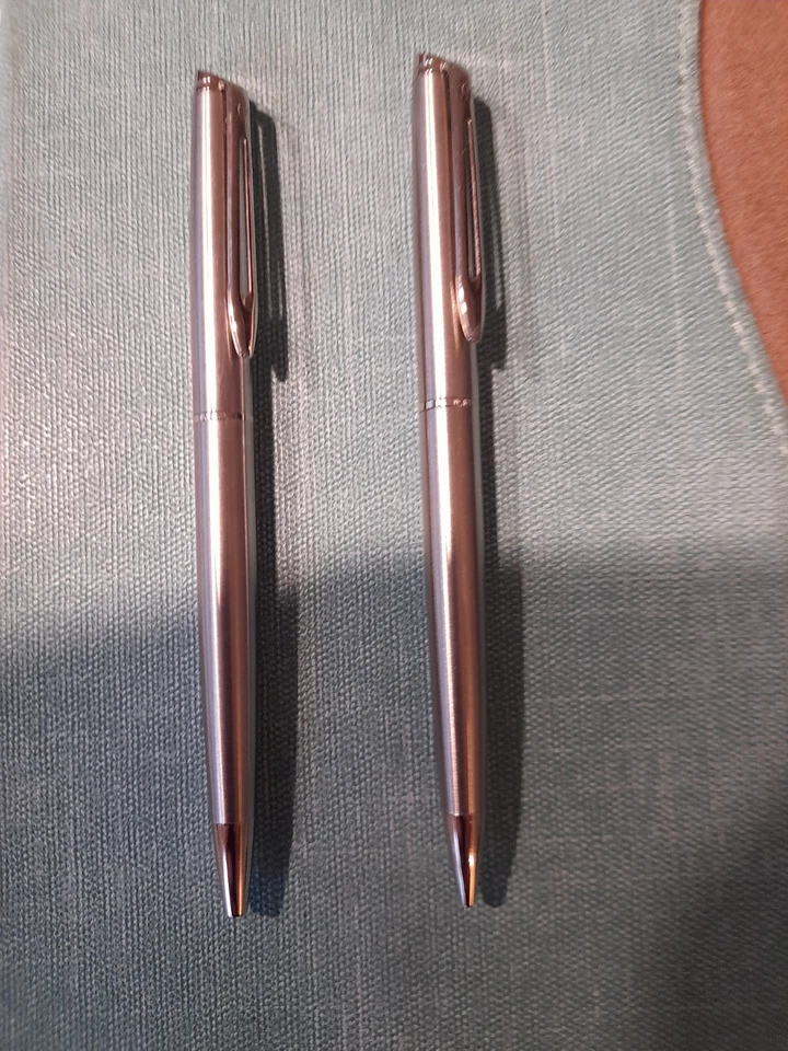 Pencil & Biro set - Image 3 of 3