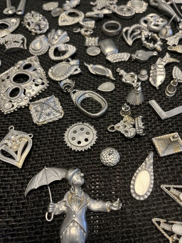 Large Lot Pewter Pieces For Jewelry Making 2 +lbs. Pendant Brooch Pins Crafting - Picture 3 of 7