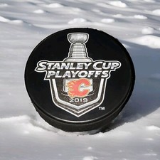 2019 STANLEY CUP PLAYOFFS CALGARY FLAMES 🔥 NHL LICENSED OFFICIAL HOCKEY PUCK 