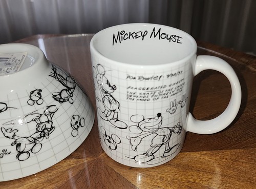 2 Stück Mickey Mouse KAFFEETASSE & MÜSLISCHALE Schwarz & Weiß Skizzenbuch Animation - Bild 2 von 6