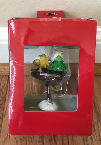 NEW 2016 Hallmark Christmas Tree Ornament Peanuts Woodstock in Nest Snoopy w Box - Picture 3 of 8