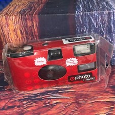 Deadstock Target Bullseye 27 Exposure 400 ISO Flash Disposable 35mm Camera NOS