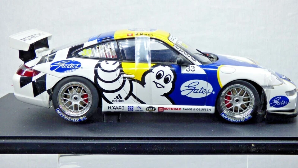 AutoArt Porsche 997 GT3 Cup 2006 Matthew Marsh Champion carro de brinquedo de corrida - Imagem 3 de 4