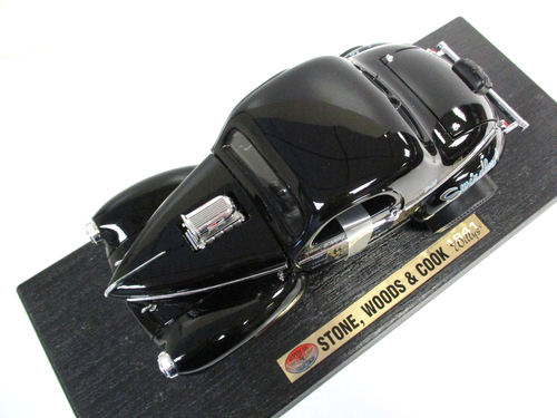 PRECISION MINIATURES STONE, WOODS & COOK SWINDLER A 1941 WILLYS GASSER - 1/18 - Picture 13 of 15
