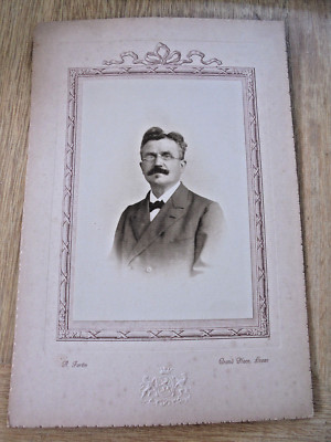 Bemerkenswertes Portrait altes Foto Karton 10x14 von A. Fortin Leuze Belgien