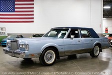 1986 Lincoln Town Car  on eBay