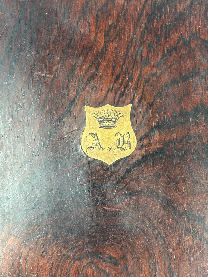 Ancienne Boîte/Coffret XIXe en acajou et laiton Monogramme AB Couronne Comtale - Photo 2/4