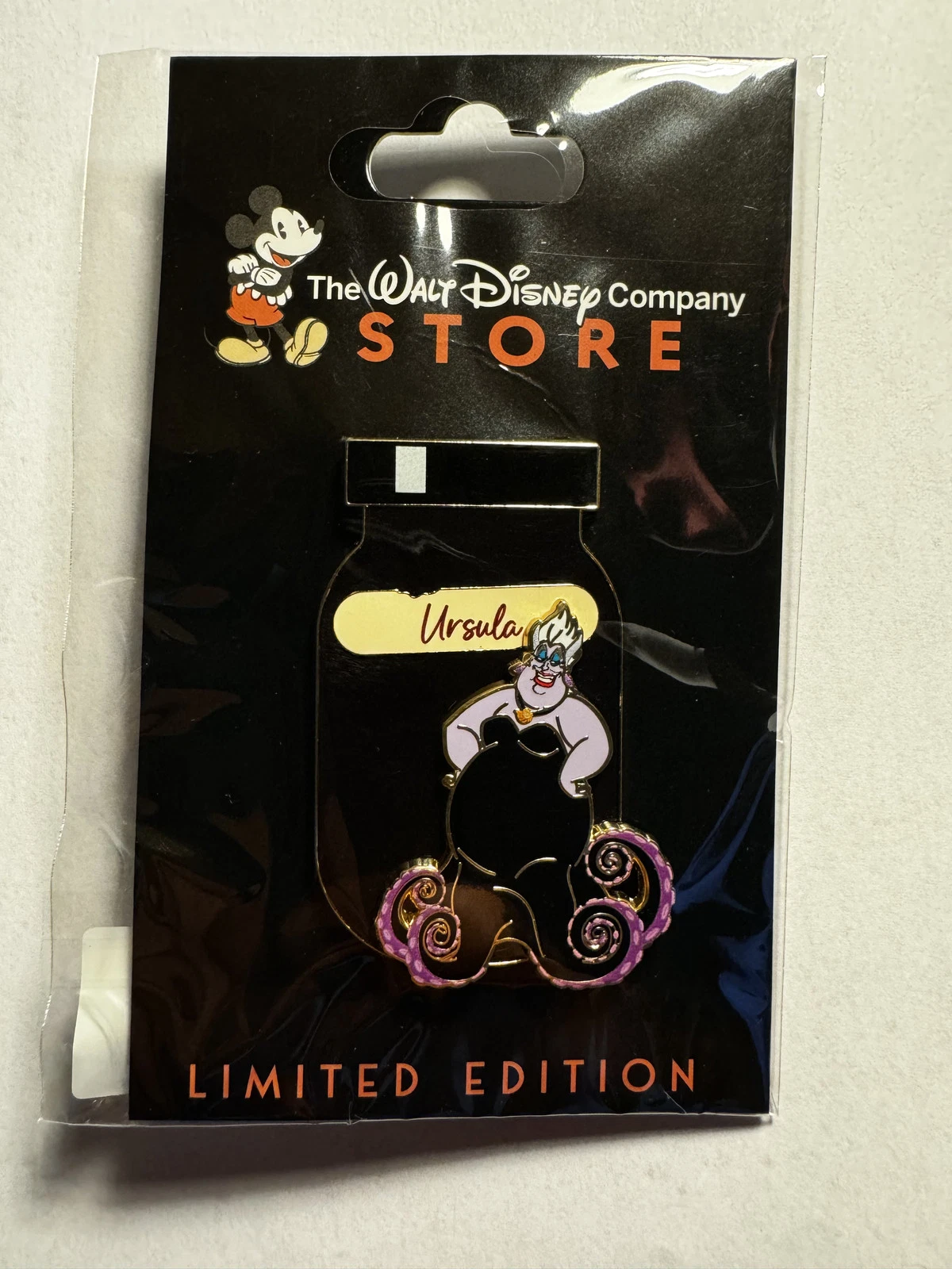 D23 2024 Disney Color Shades of Magic Black Ursula Pin DEC WDCS LE400