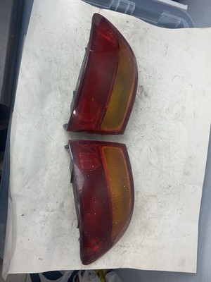 043-1120 Tail Lights Honda Civic Hatchback 3dr Outer Lamps  Oem Stanley 92-95