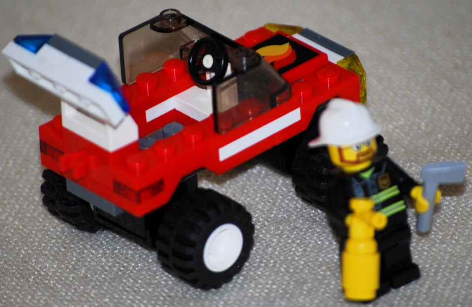 LEGO City 7241 Fire Car, Foto 3 von 3