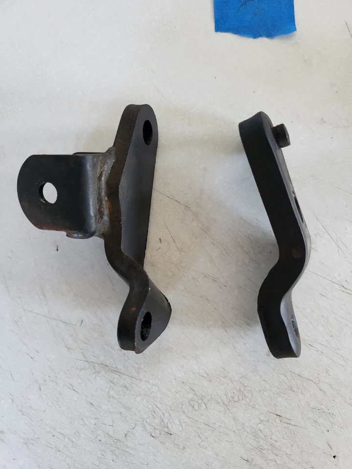 雅马哈 Radian yx600 前脚钉支架 左右 — 第 4/4 张图片