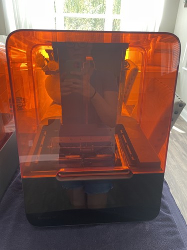 Formlabs FORM 3+ Industrial Quality Desktop Resin 3D Printer - Picture 3 of 6