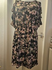Peacocks Black Floral Cold Shoulder Womens Ladies Dress Size 18 with neck button