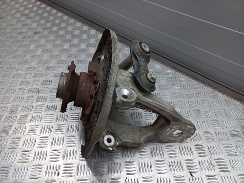 BMW X6 E71 2009 Hinten links Radnabe Hinterrad 6770983 Benzin 300kW ATV38354