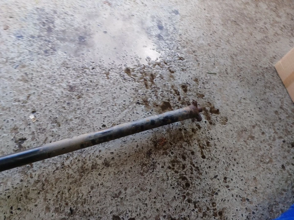 Реквизитный вал AUDI Q3 S Line 2017 5N0521101M - Изображение 2 из 4