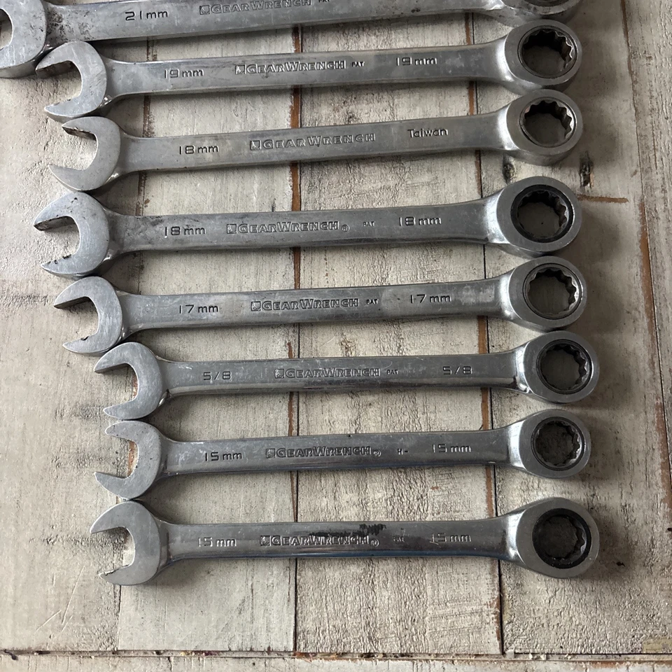 Lote de 30 llaves de trinquete métricas y SAE Foto 4 de 4
