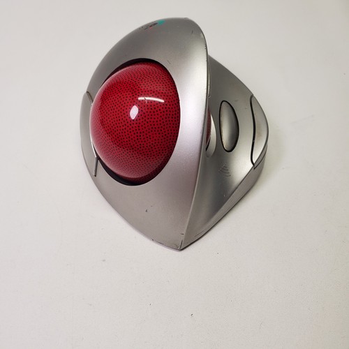 Logitech Cordless TrackMan FX T-RA17 Optical Mouse - Picture 6 of 13