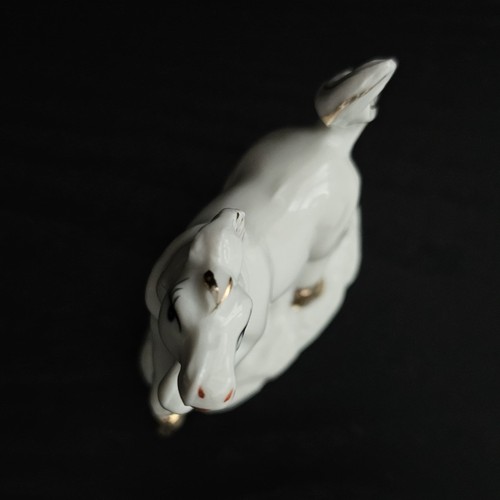 Porcelain Horse Figurine 🐎 Mini White & Gold | 2026 Zodiac Gift | Playful Pose - Picture 5 of 5