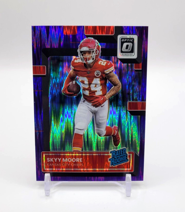 Skyy Moore 2022 Donruss Optic Purple Shock Prizm Rated Rookie #224 Chiefs