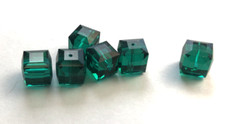 Swarovski Crystal Cubes 8mm 288 pc/FP Emerald 5601