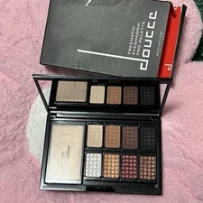 Doucce Freematic eyeshadow pro palette New Dec Sale