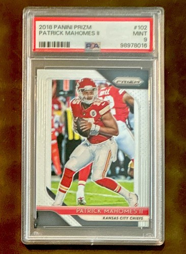 Panini 2018 Prizm Patrick Mahomes II #102 Kansas City Chiefs PSA 9