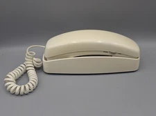 Lucent Trimline 230 Corded Phone Ivory/White Wall Desk Telephone - Tested/Works