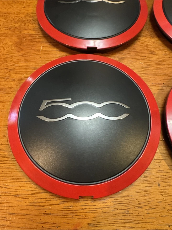 12-17 Fiat 500 68078419AC 68078421AC Rojo Tapacubos 5 1/4 Juego de 4 NUEVO Foto 3 de 4