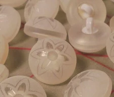 10 Fine Bridal Cream Colored Flower Shank Button Made in Italy 15mm 5/8" Vintage