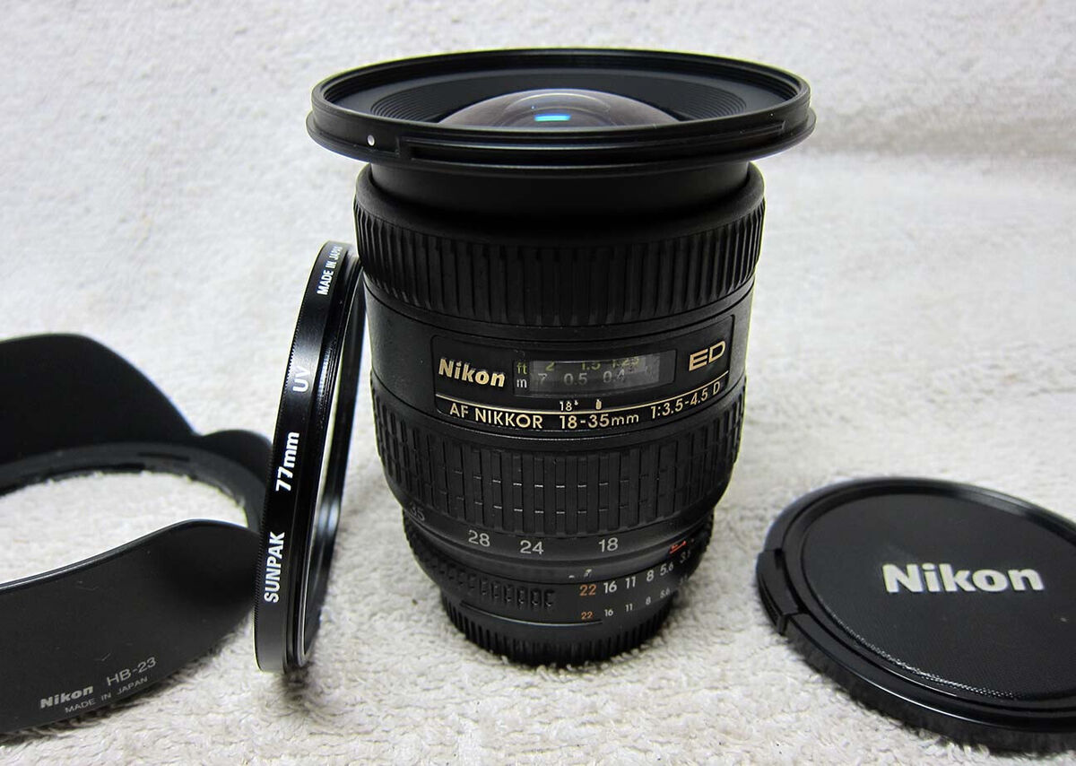 Nikon AF Nikkor 18-35mm f/3.5-4.5 D ED IF Lens w/ HOOD, UV Nikon AF Nikkor 18-35mm f/3.5-4.5 D ED IF Lens w/ HOOD, UV